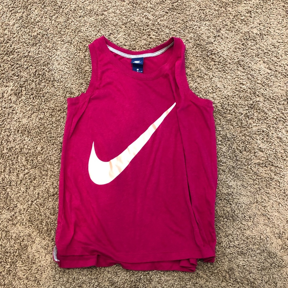Nike tank. M